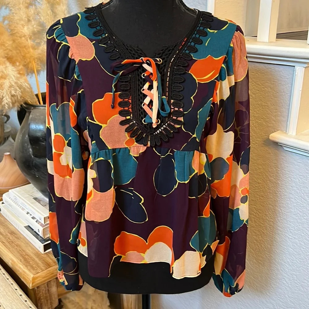 BCBGeneration Long Sleeve Multicolored Top
